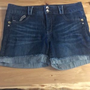 Women’s Size 16 Democracy Jean Shorts
